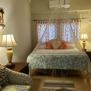Sunbreeze - A Spacious, Homely Apartment Ocho Rios